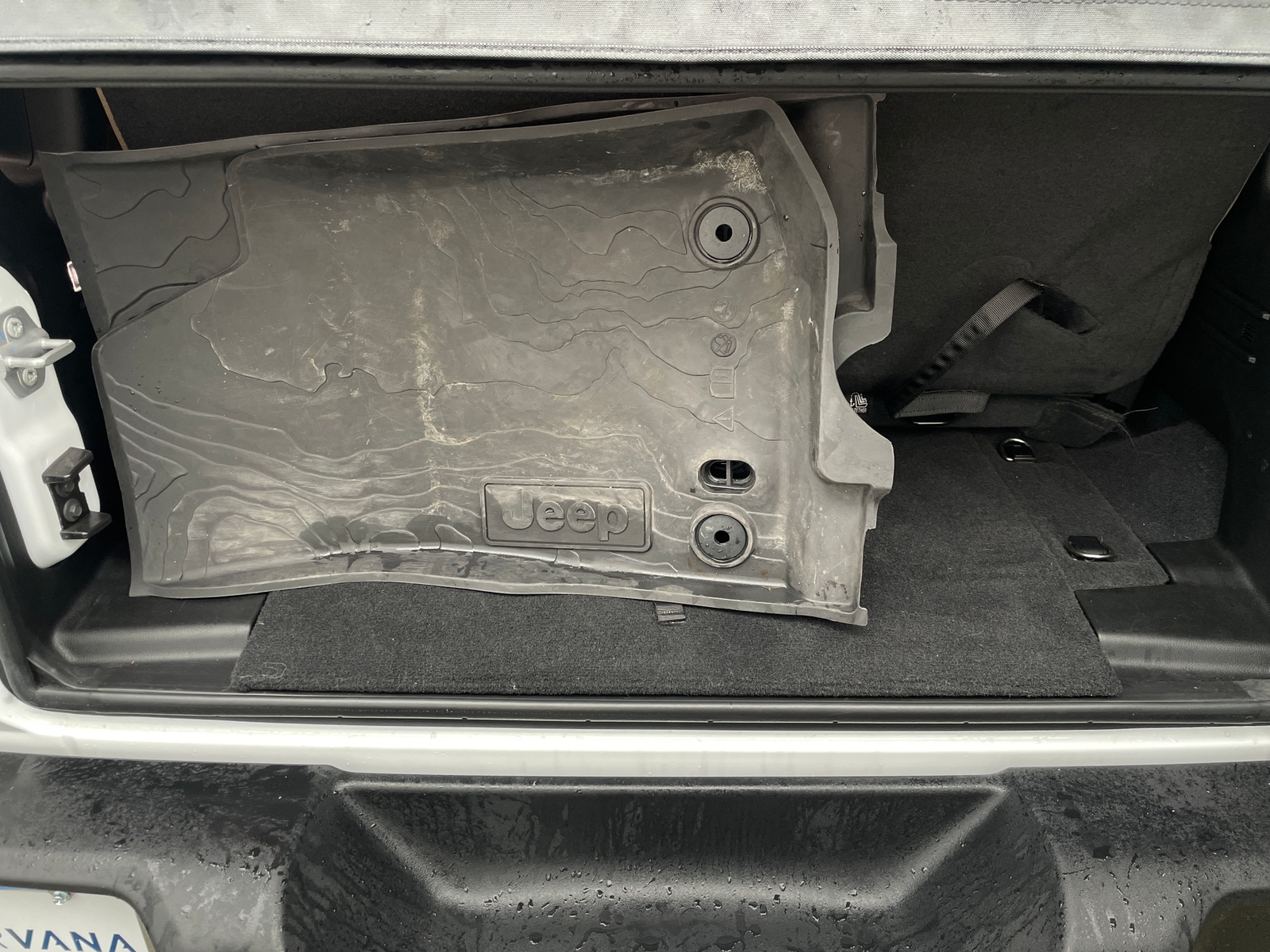 Thumbnail: 2022 Jeep Wrangler - 7