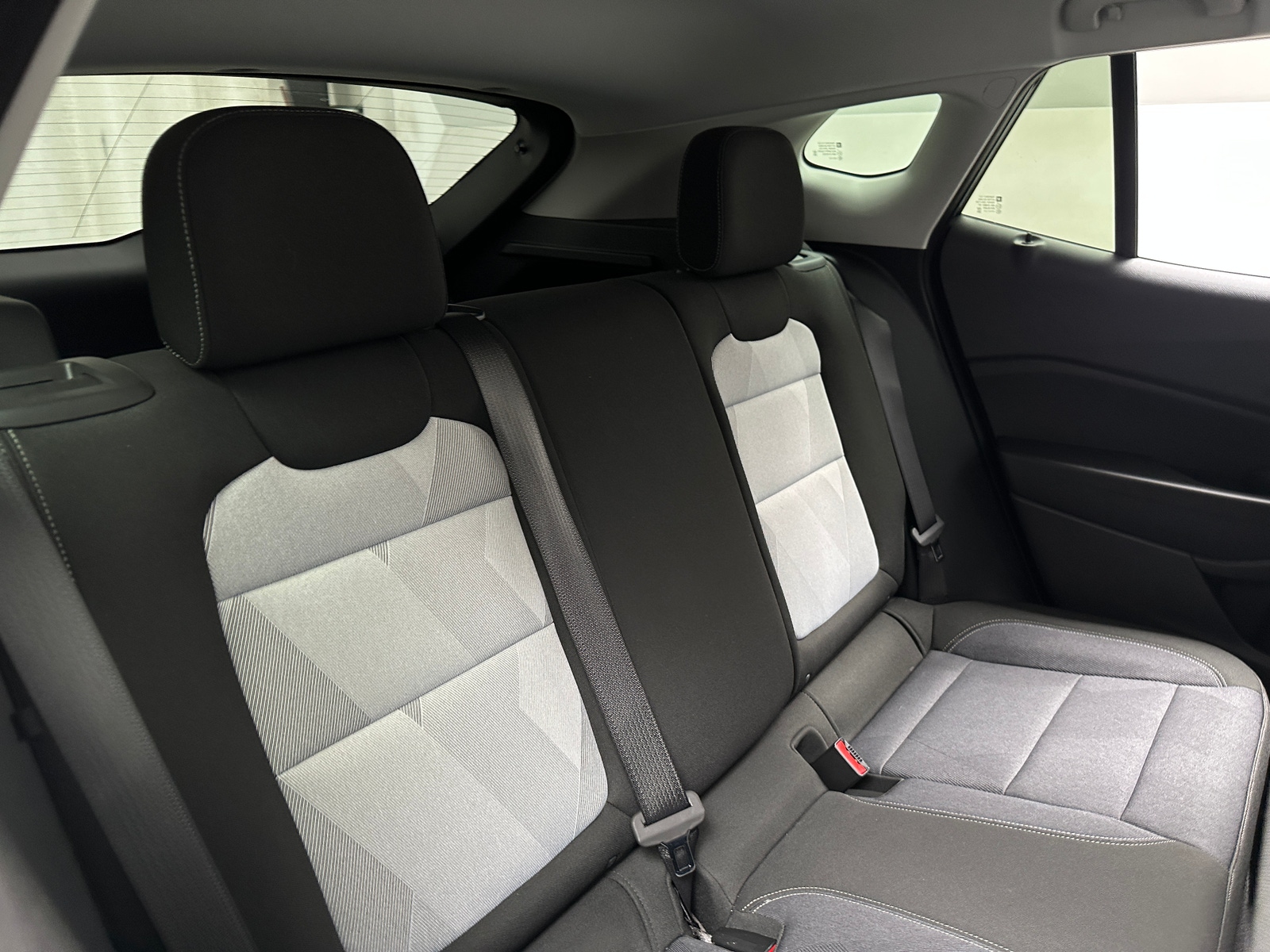 Thumbnail: 2025 Chevrolet Trax - 6