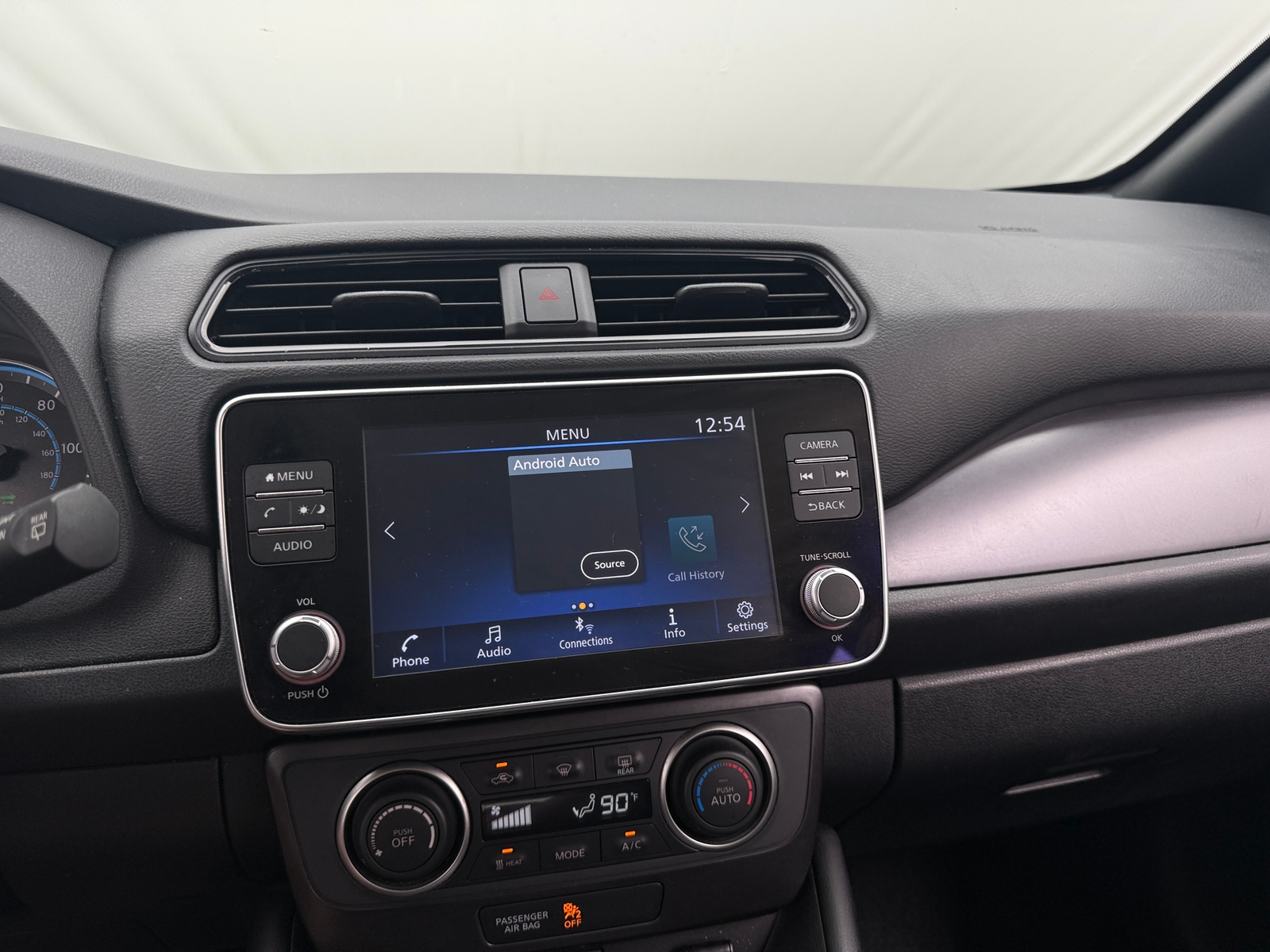 Thumbnail: 2023 Nissan Leaf - 4