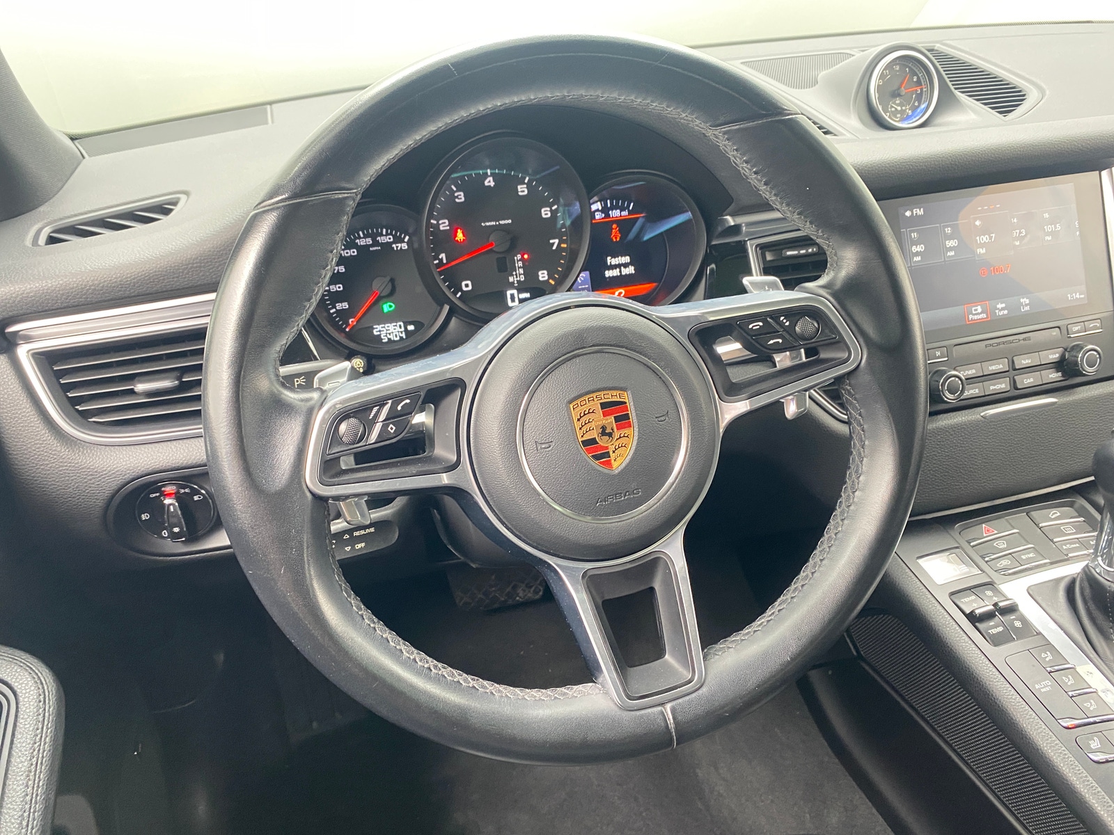 Thumbnail: 2018 Porsche Macan - 4