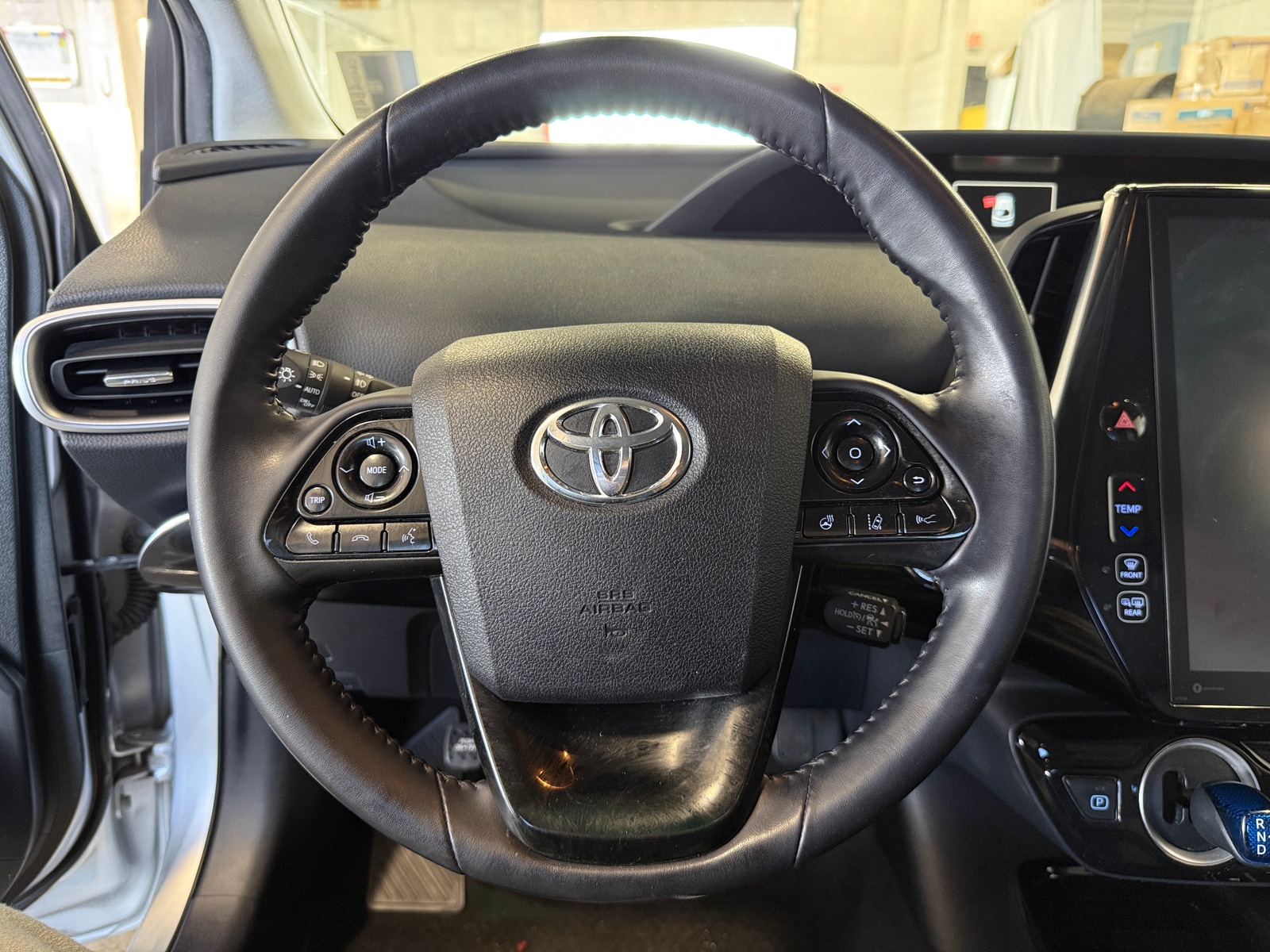 Thumbnail: 2021 Toyota Prius Prime - 4