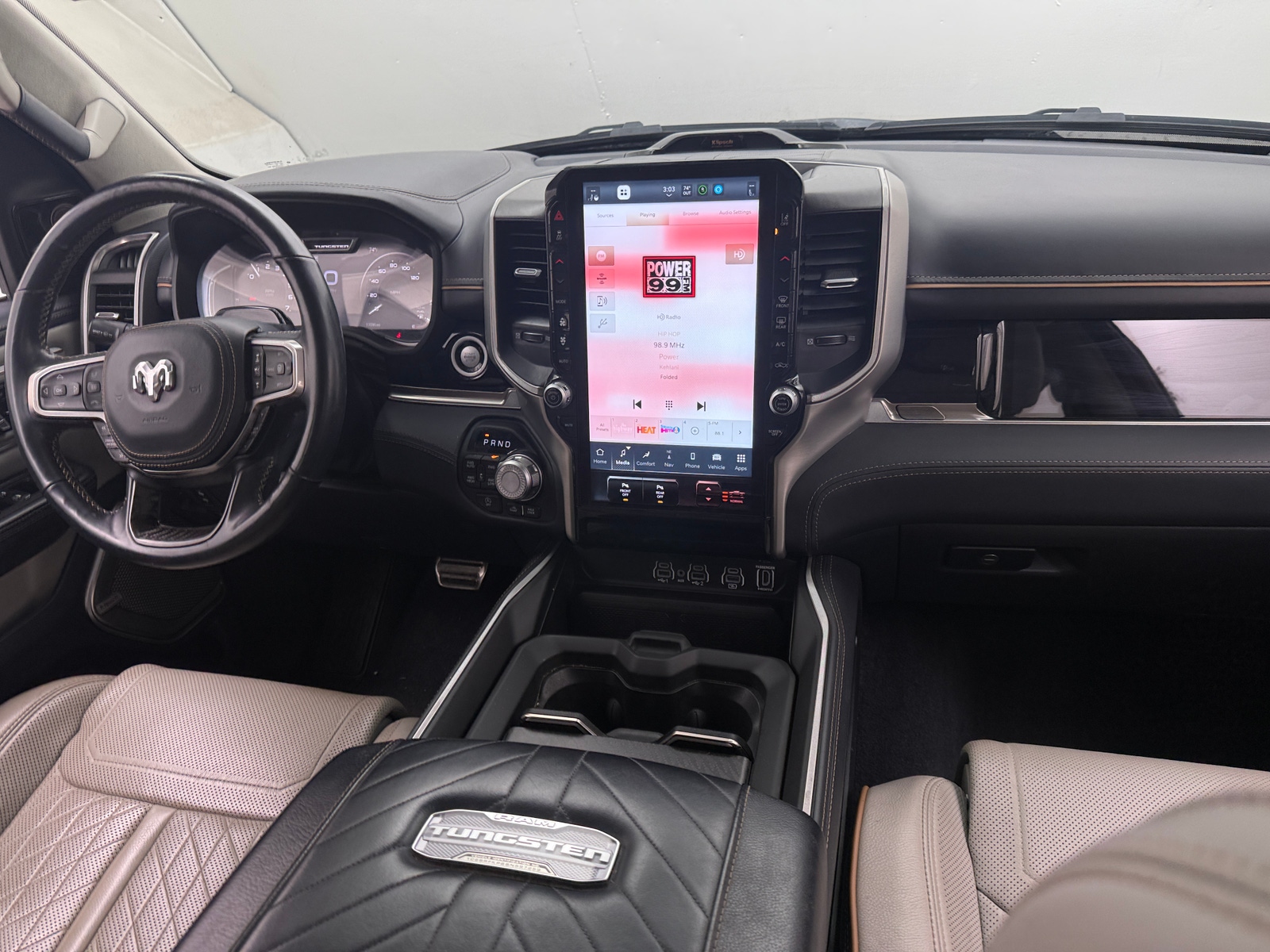 Thumbnail: 2025 RAM 1500 - 2