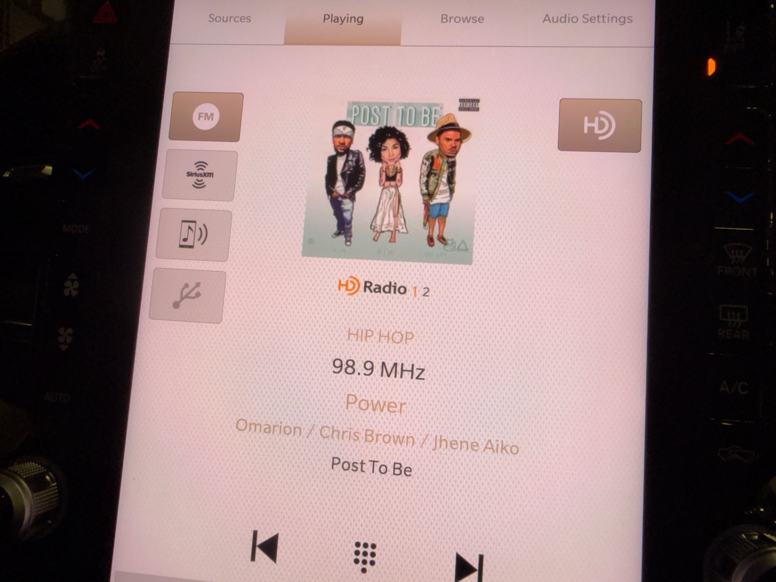 Thumbnail: 2025 RAM 1500 - 3