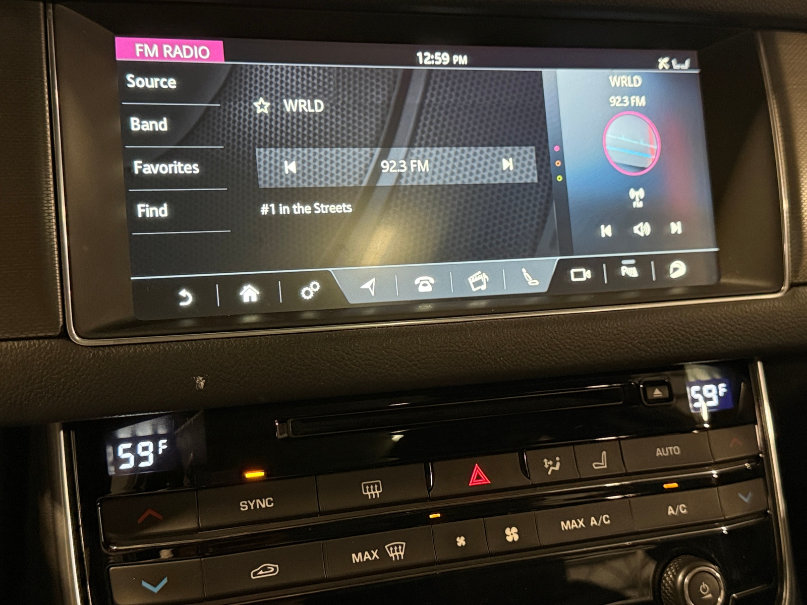 Thumbnail: 2018 Jaguar XF - 3