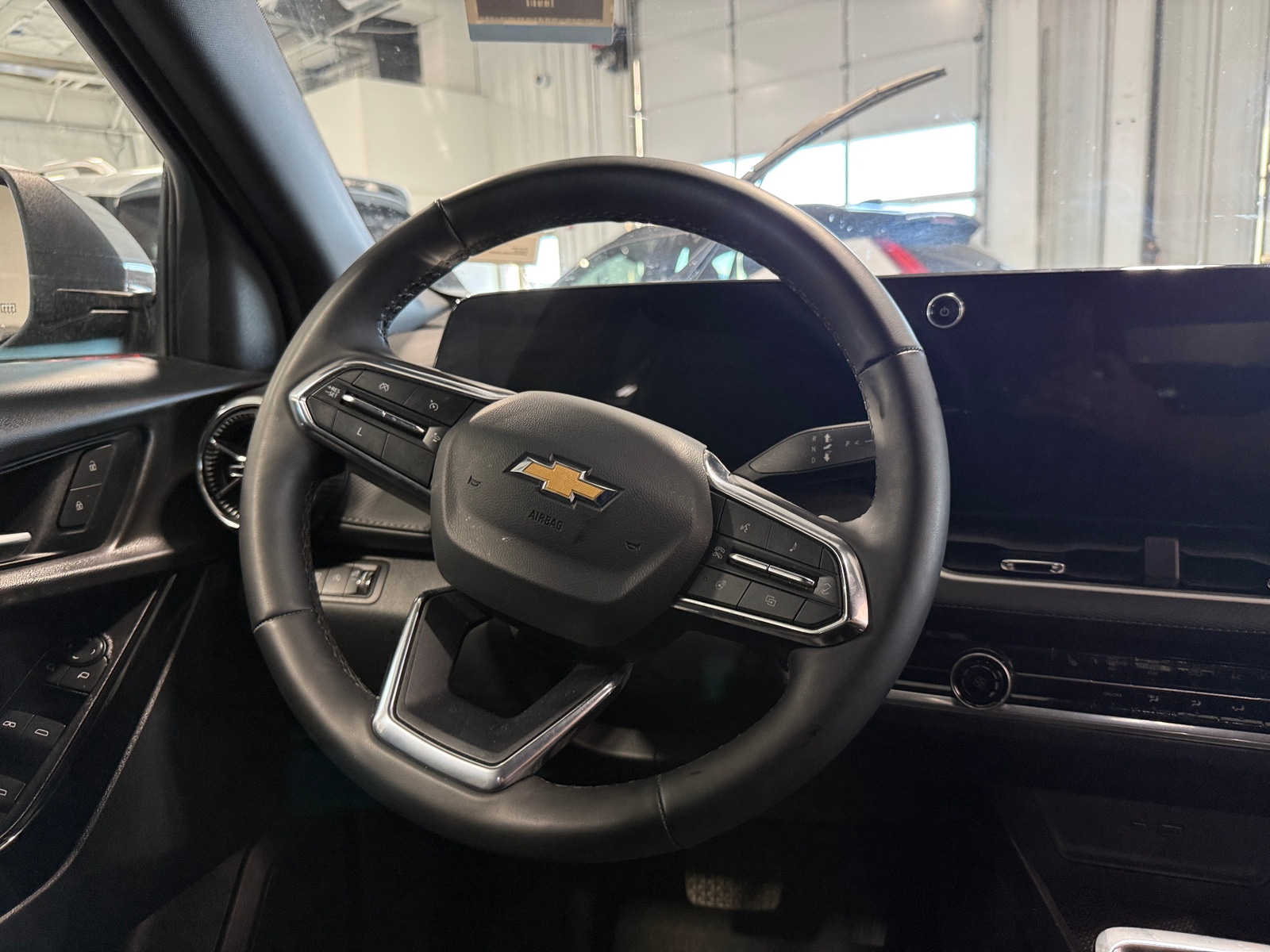 Thumbnail: 2025 Chevrolet Equinox - 5