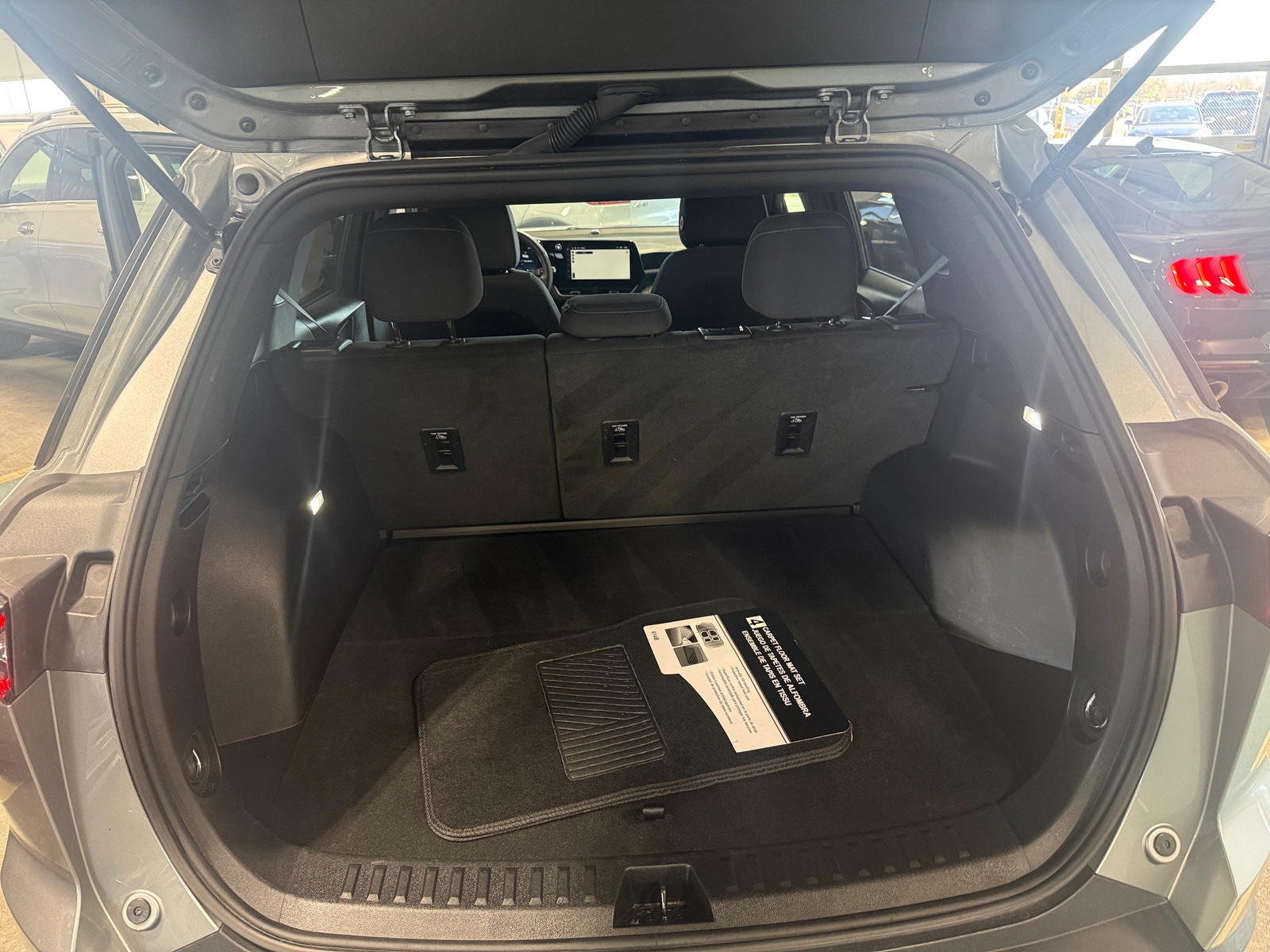 Thumbnail: 2025 Chevrolet Equinox - 7