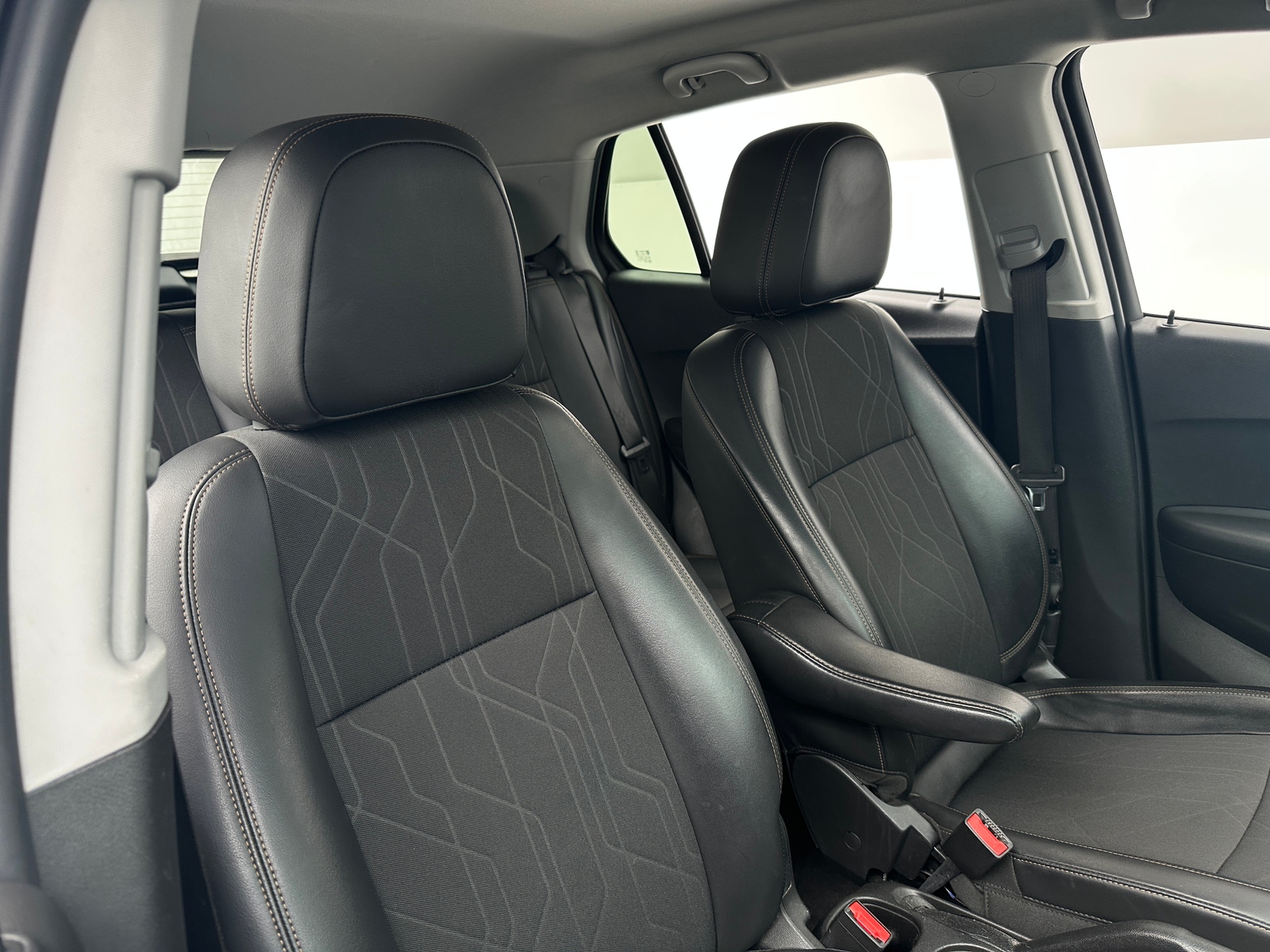 Thumbnail: 2019 Chevrolet Trax - 2