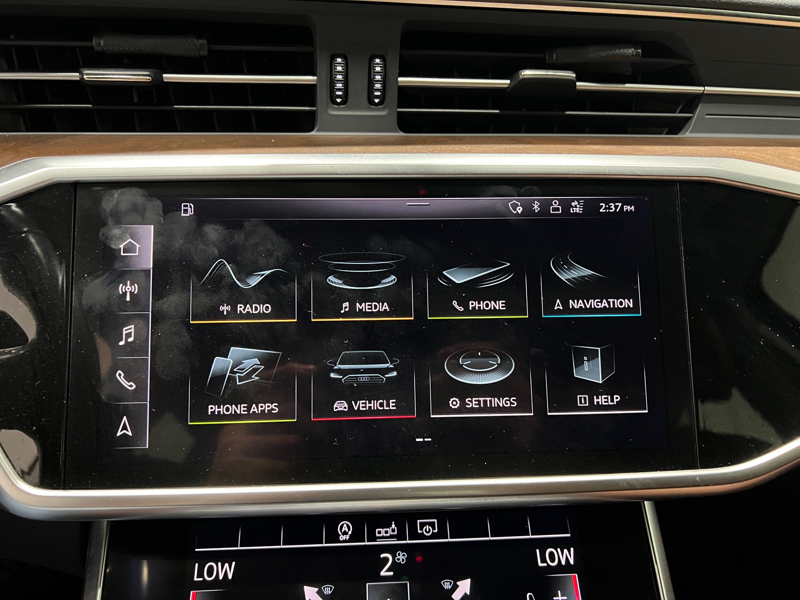 Thumbnail: 2020 Audi A6 - 3