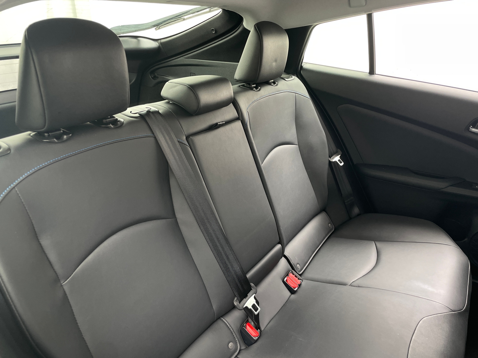 Thumbnail: 2017 Toyota Prius - 5