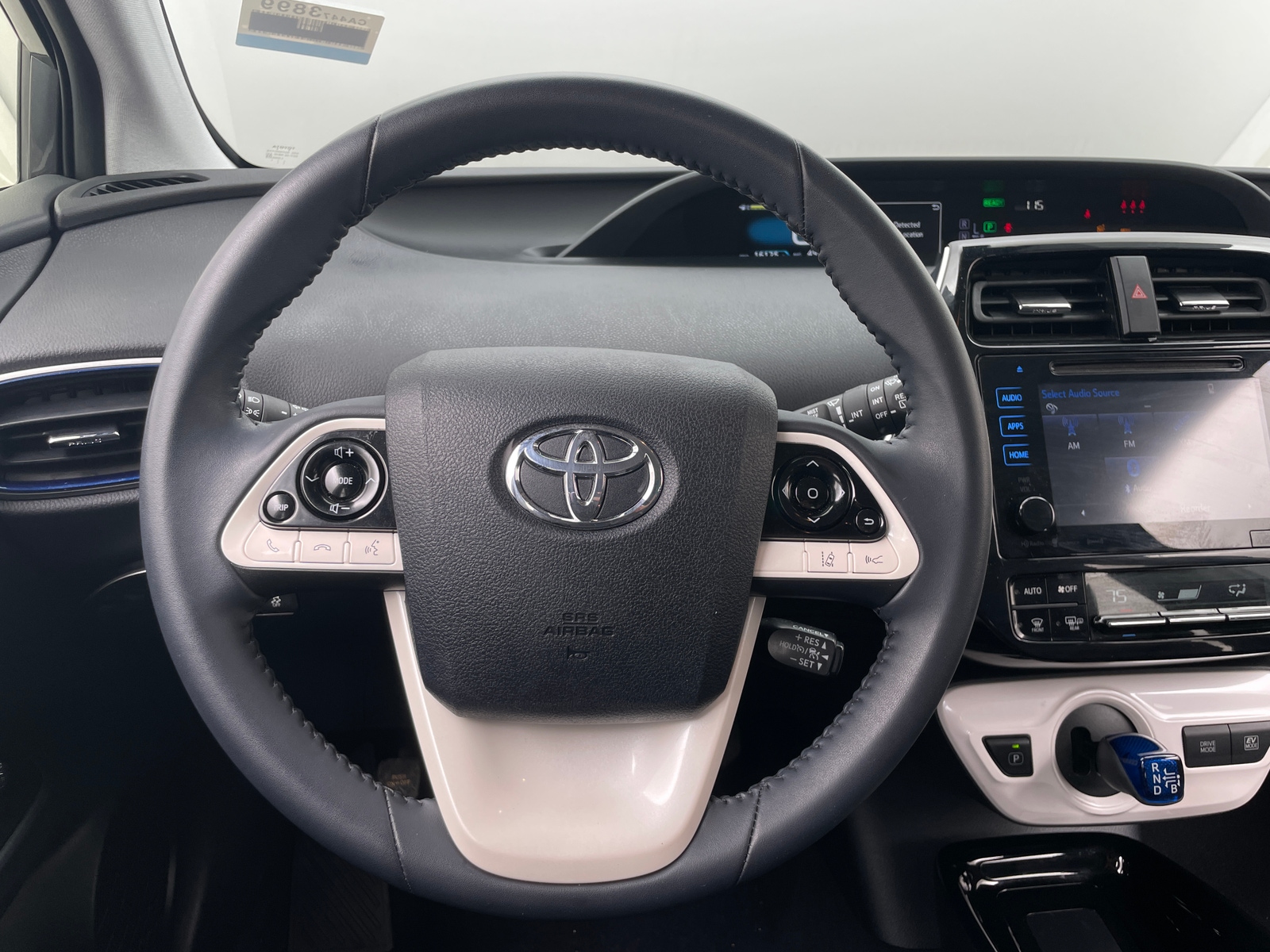 Thumbnail: 2017 Toyota Prius - 4