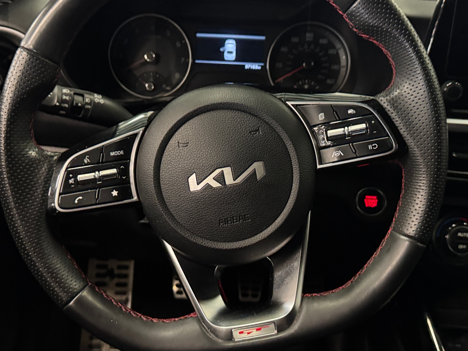 Thumbnail: 2022 Kia Forte - 4