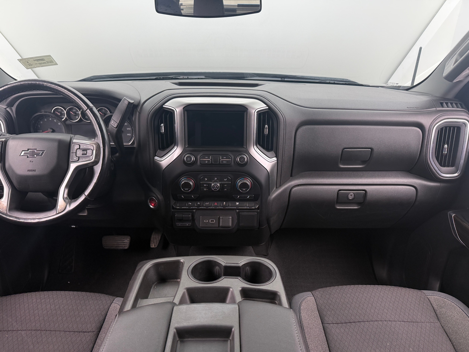 Thumbnail: 2019 Chevrolet Silverado 1500 - 3