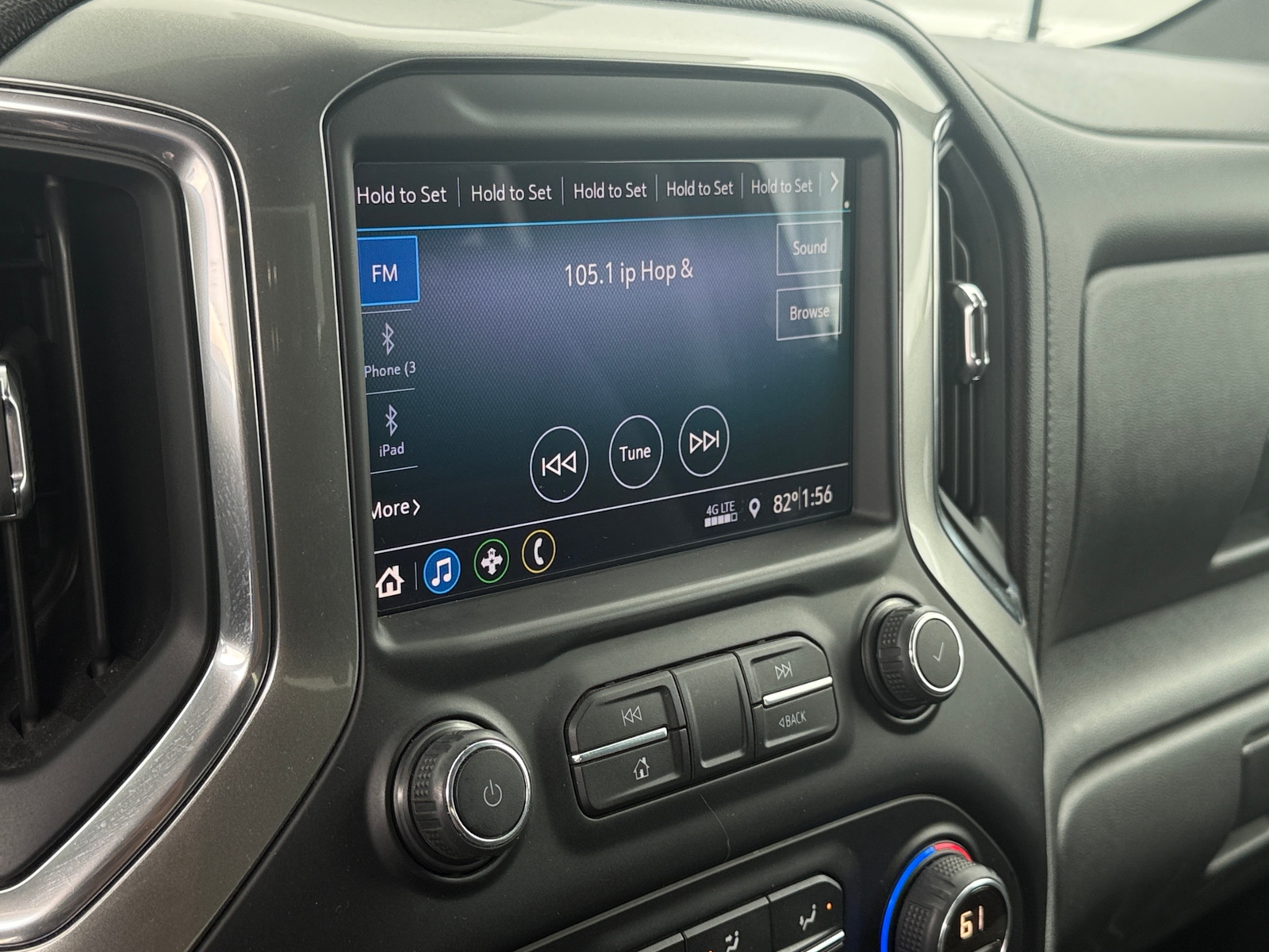 Thumbnail: 2019 Chevrolet Silverado 1500 - 4