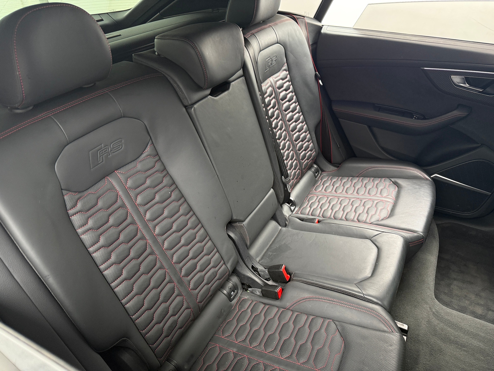 Thumbnail: 2023 Audi RS Q8 - 5