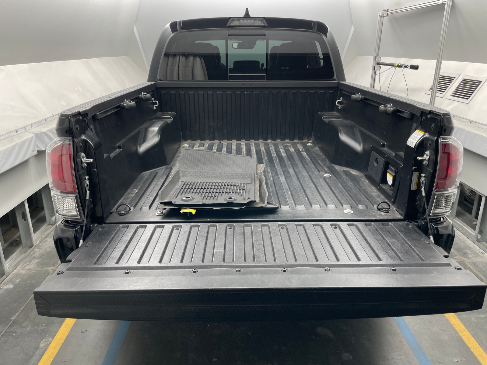 Thumbnail: 2021 Toyota Tacoma - 7