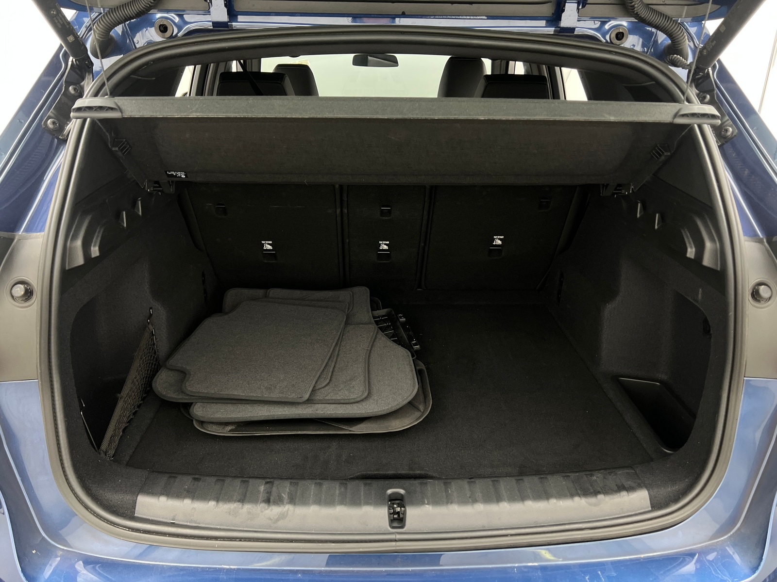 Thumbnail: 2024 BMW X1 - 6