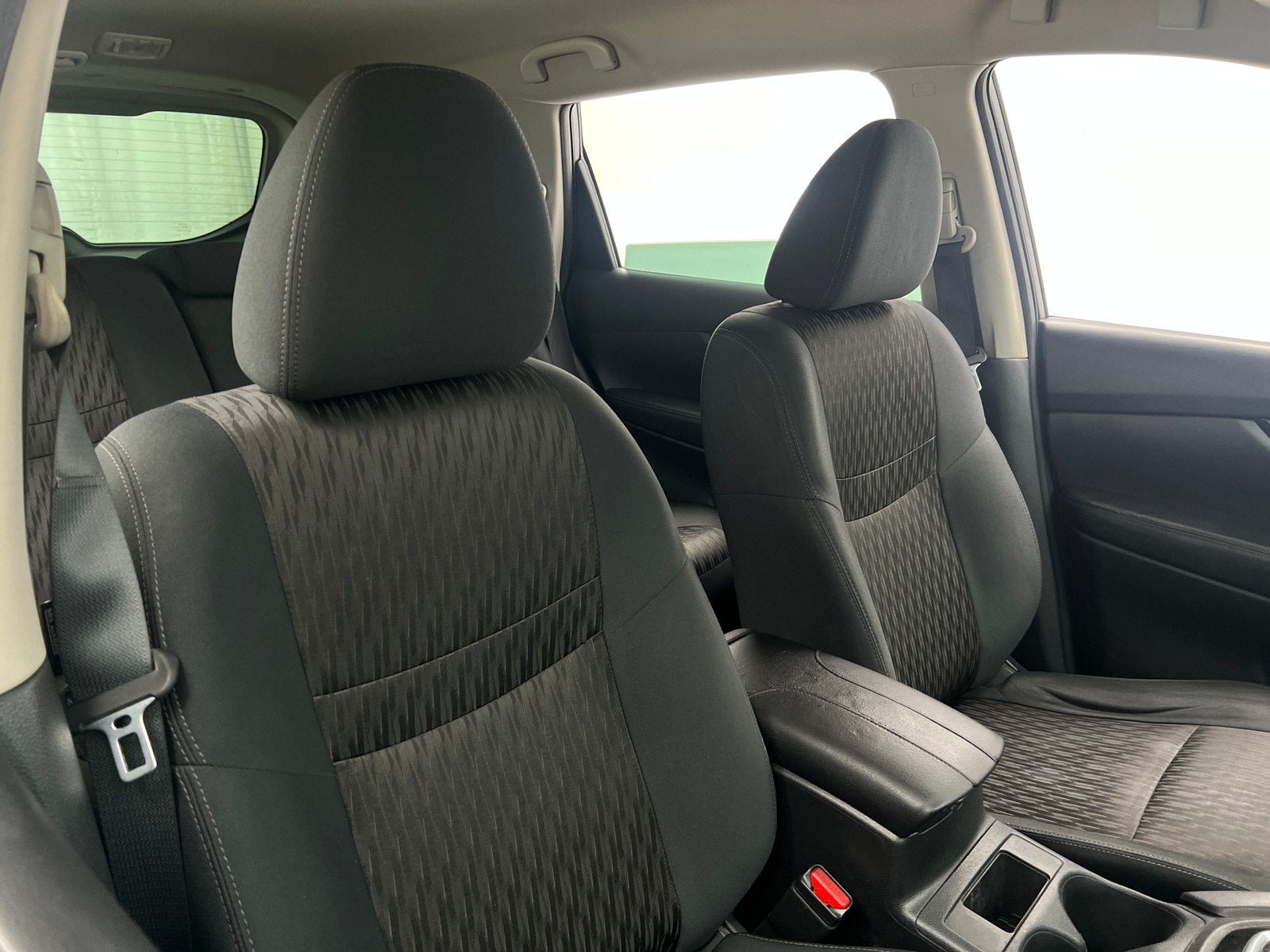 Thumbnail: 2019 Nissan Rogue - 2