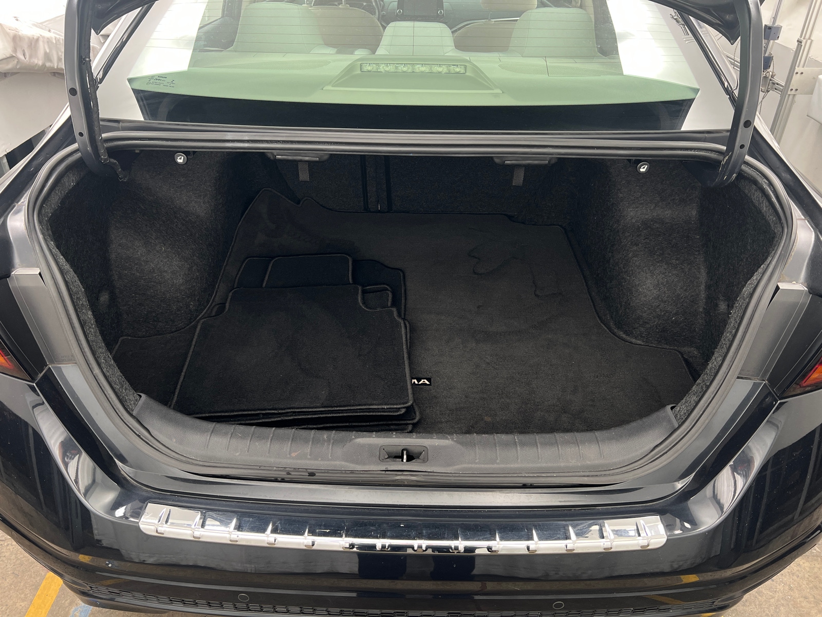 Thumbnail: 2019 Nissan Altima - 7