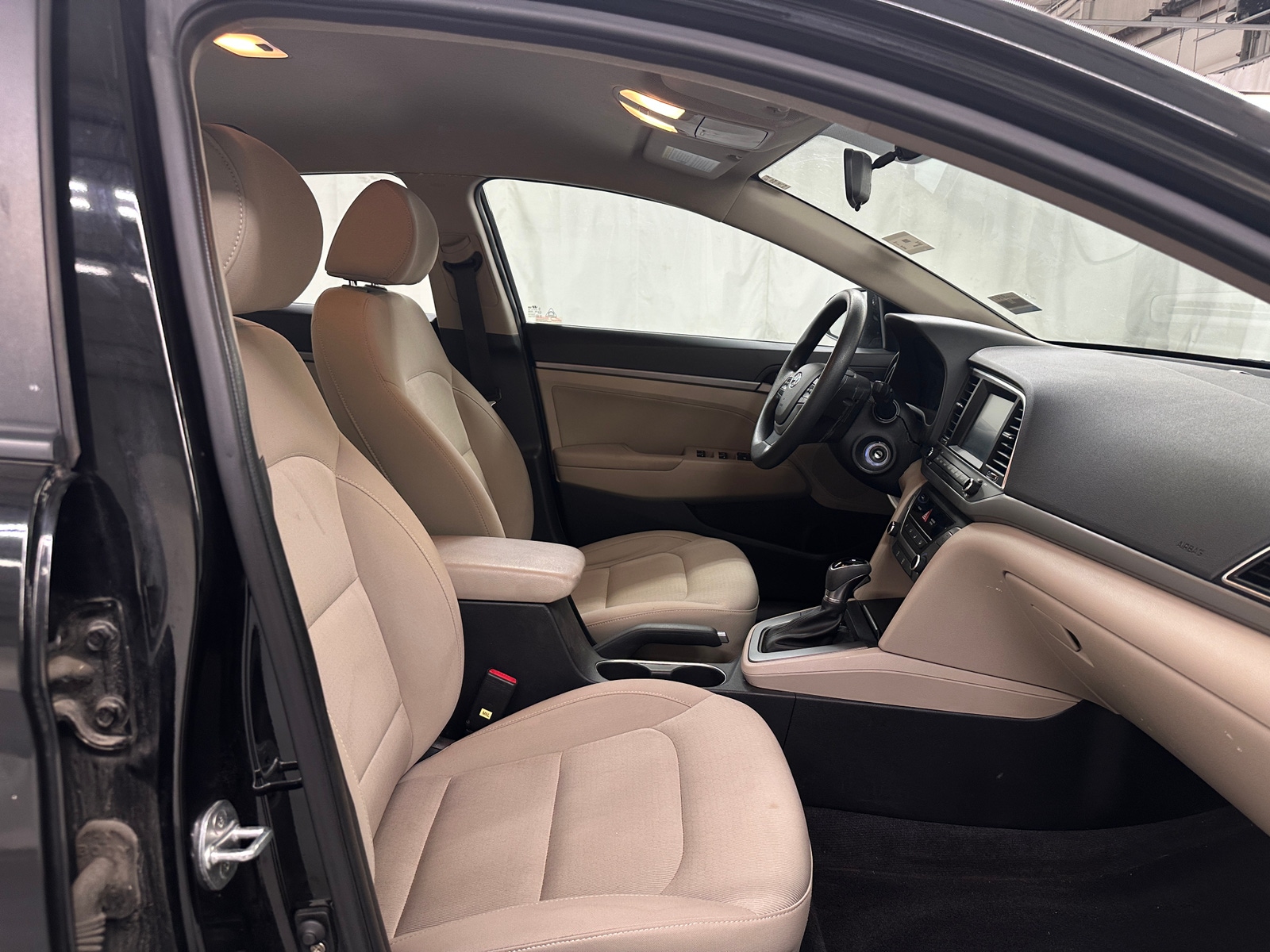 Thumbnail: 2018 Hyundai Elantra - 2