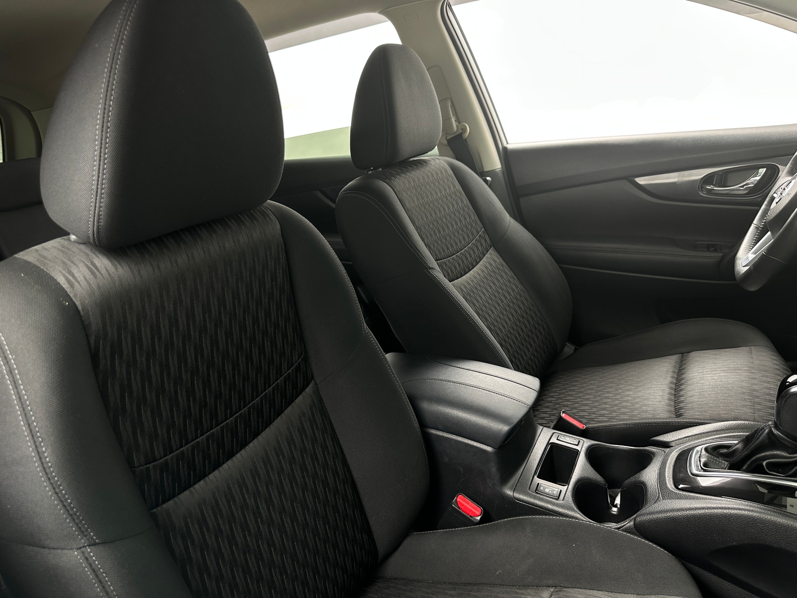 Thumbnail: 2018 Nissan Rogue - 2