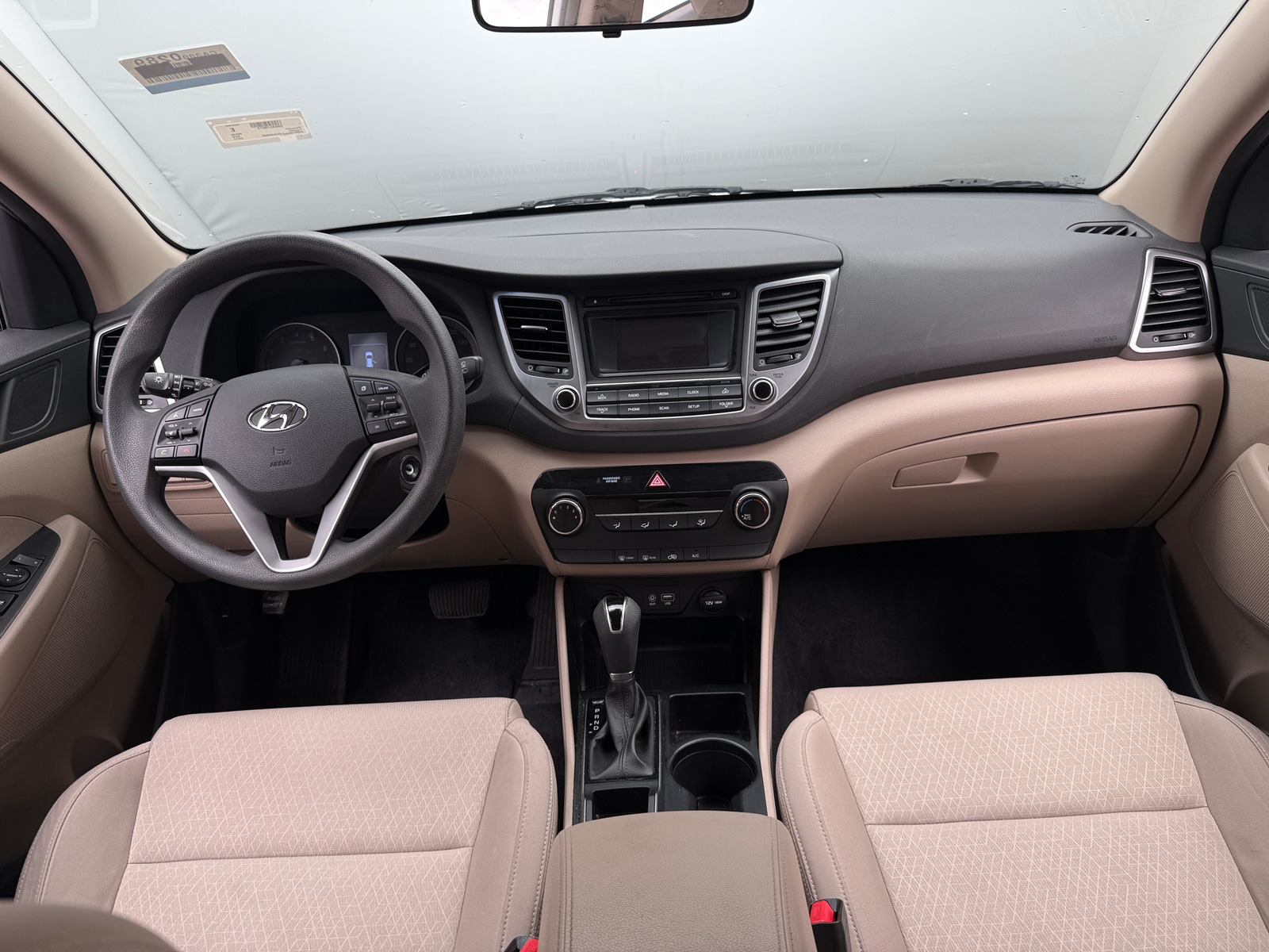 Thumbnail: 2017 Hyundai Tucson - 3