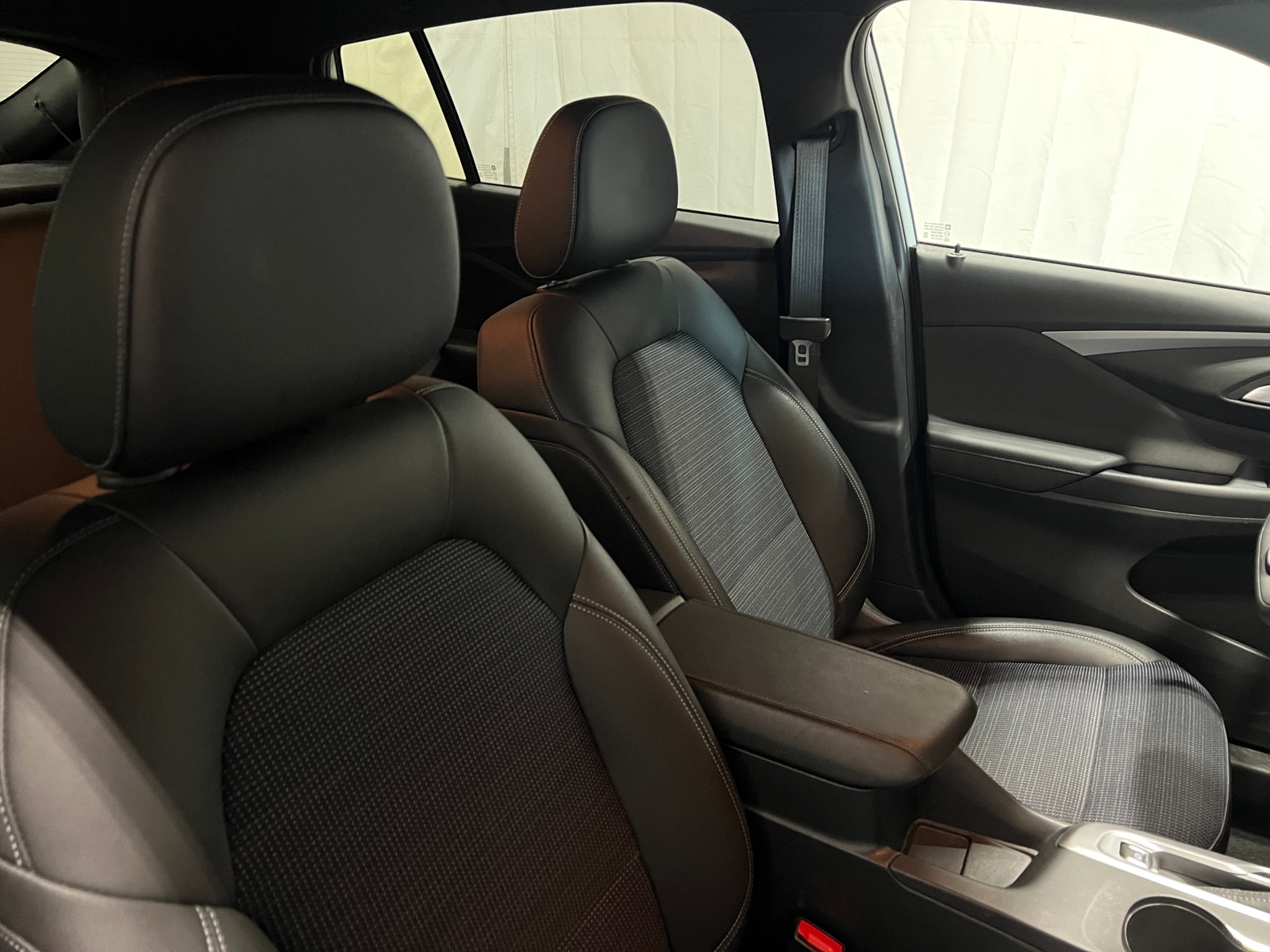 Thumbnail: 2025 Buick Envista - 2