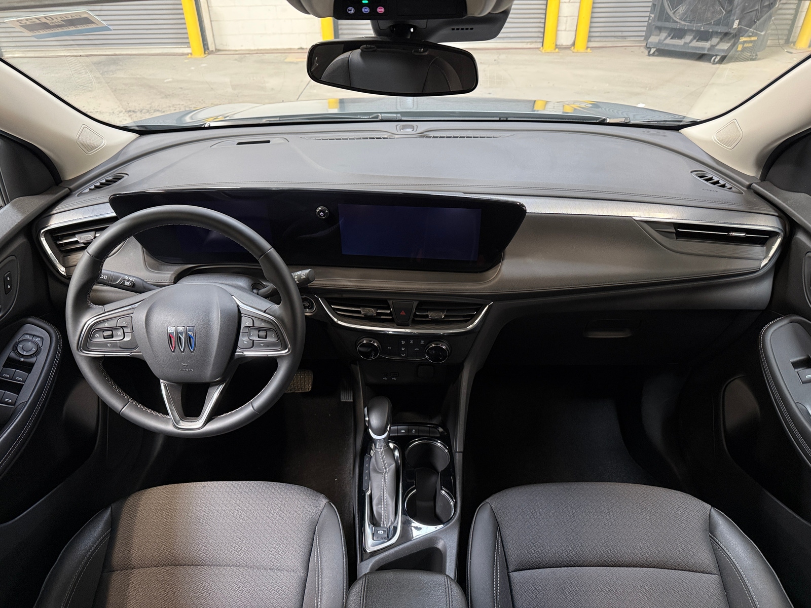 Thumbnail: 2025 Buick Encore GX - 2