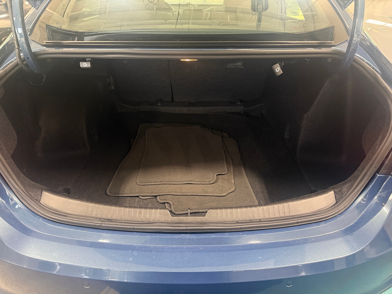 Thumbnail: 2024 Chevrolet Malibu - 7