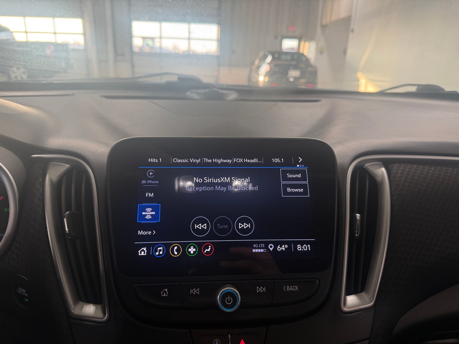 Thumbnail: 2024 Chevrolet Malibu - 4