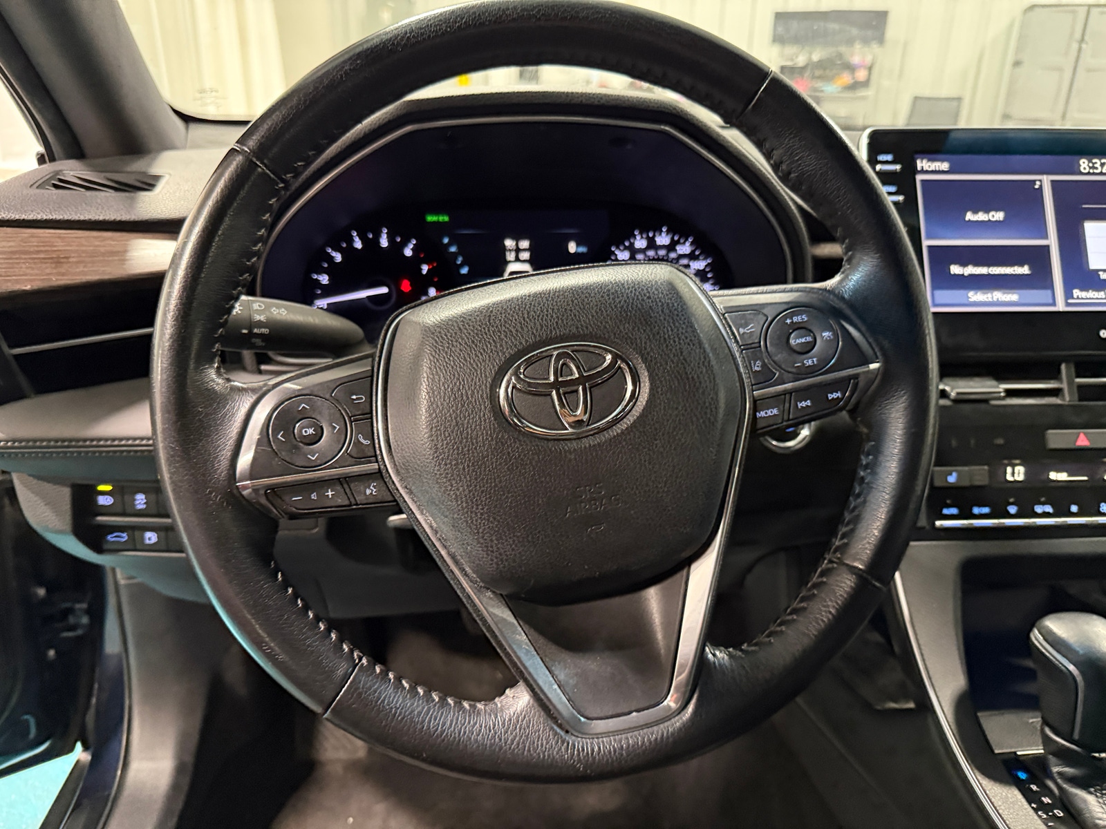Thumbnail: 2019 Toyota Avalon - 5