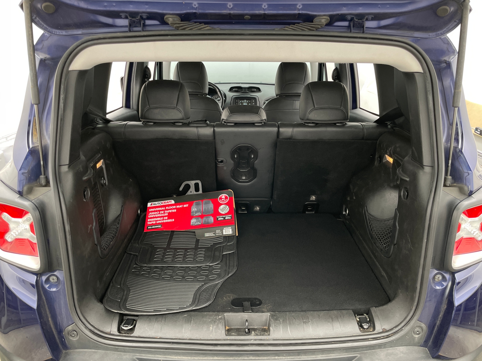 Thumbnail: 2017 Jeep Renegade - 6