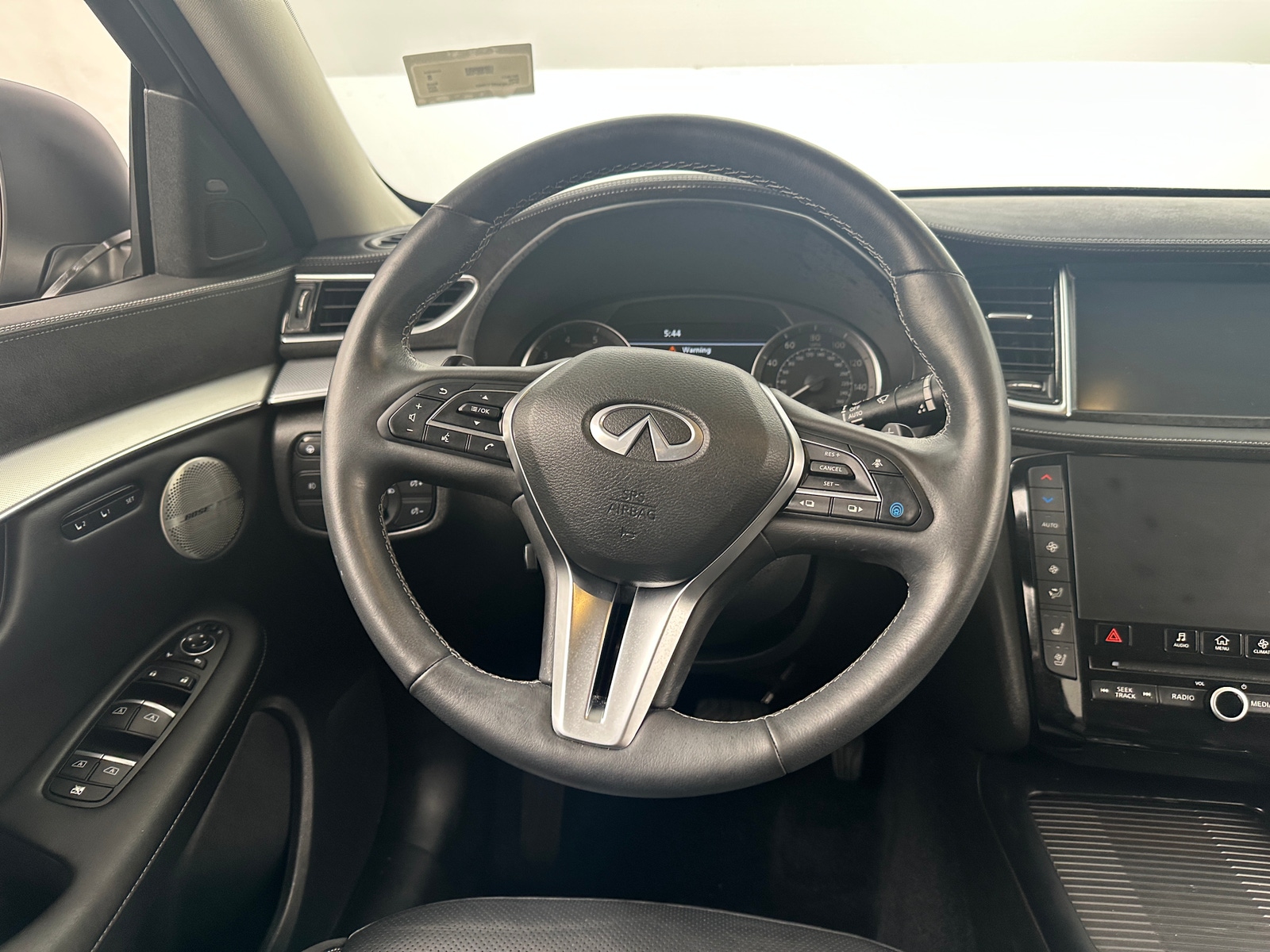 Thumbnail: 2022 INFINITI QX50 - 4