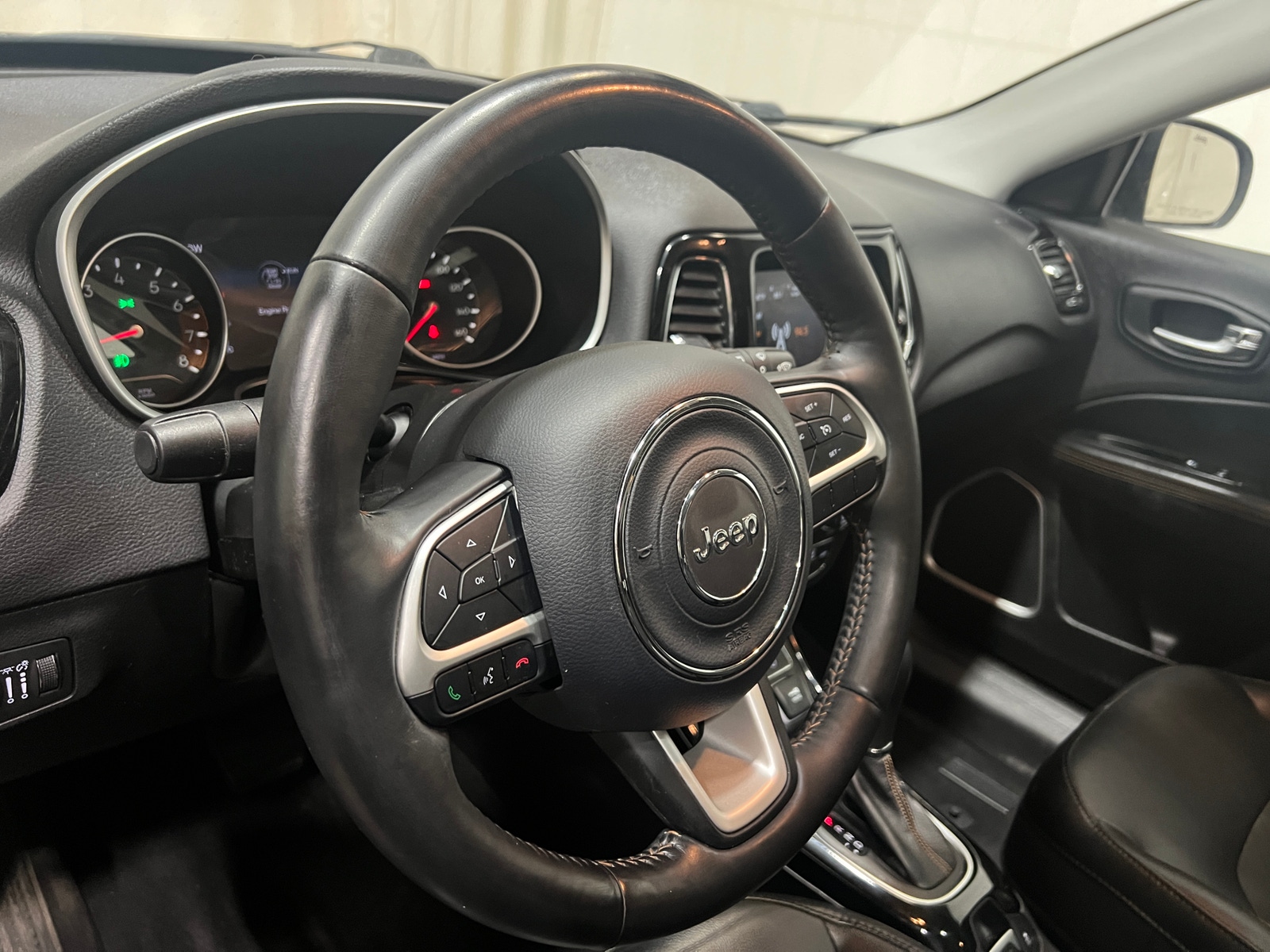 Thumbnail: 2018 Jeep Compass - 4