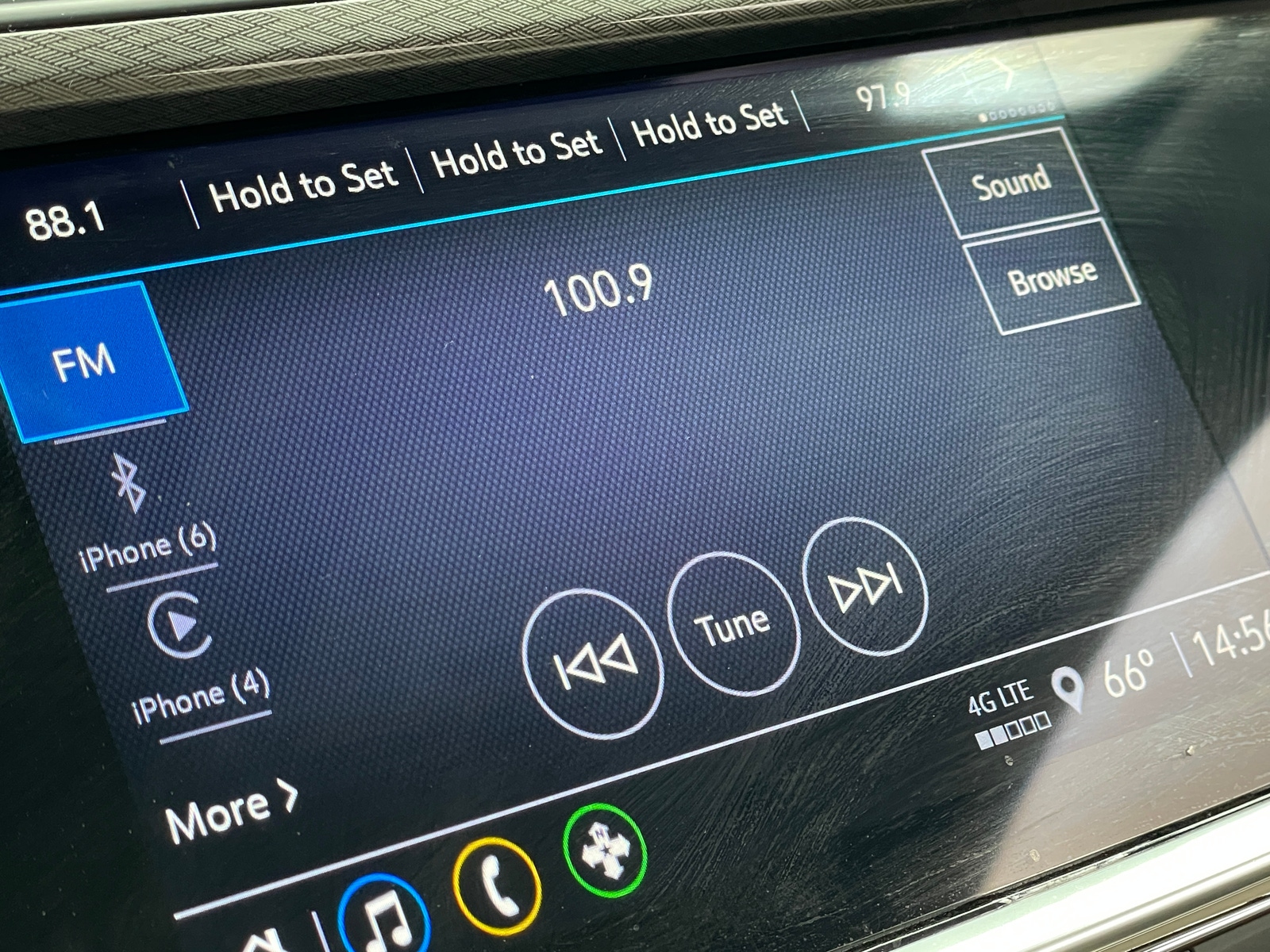 Thumbnail: 2021 Buick Encore GX - 3