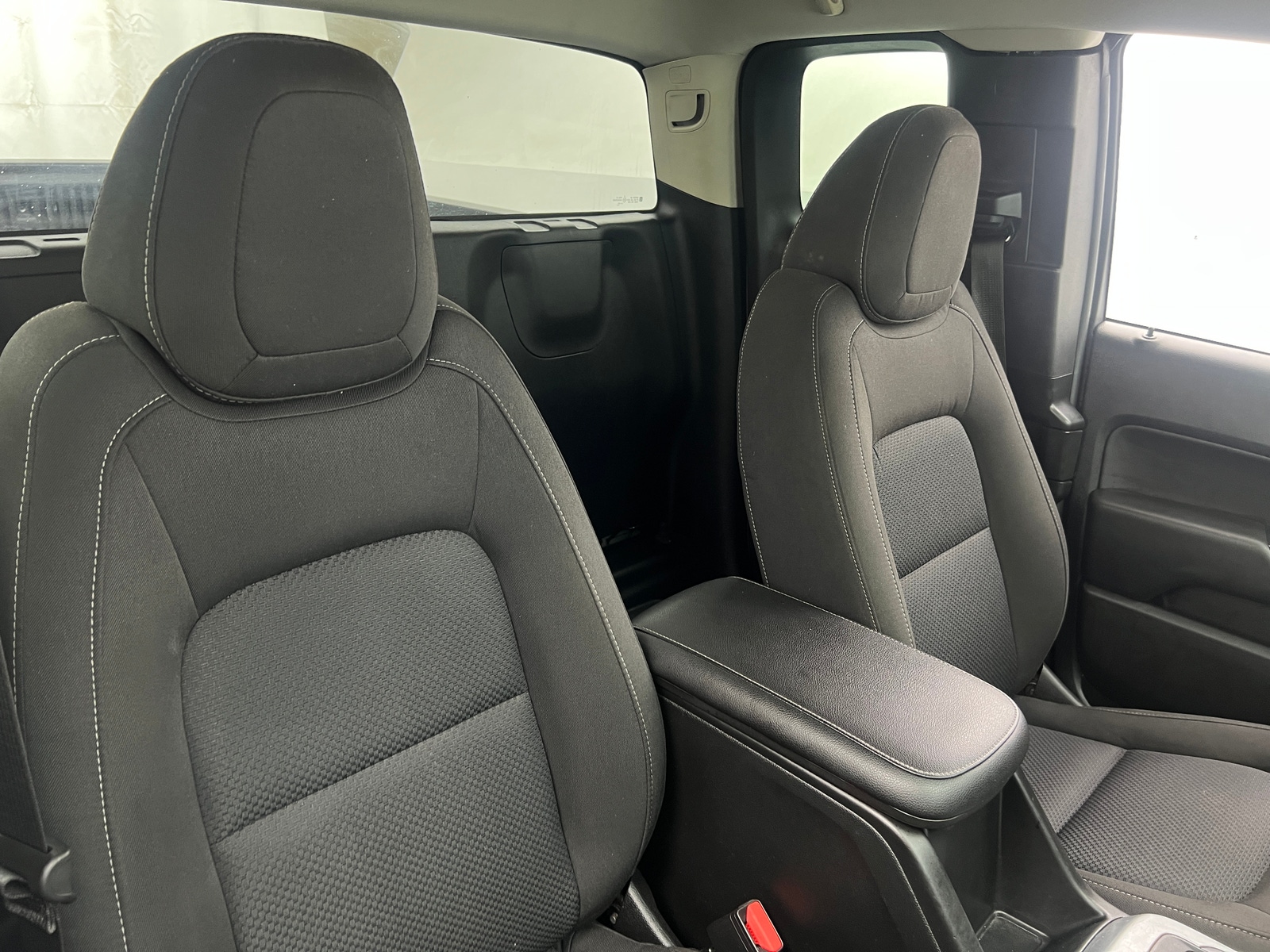 Thumbnail: 2022 Chevrolet Colorado - 2