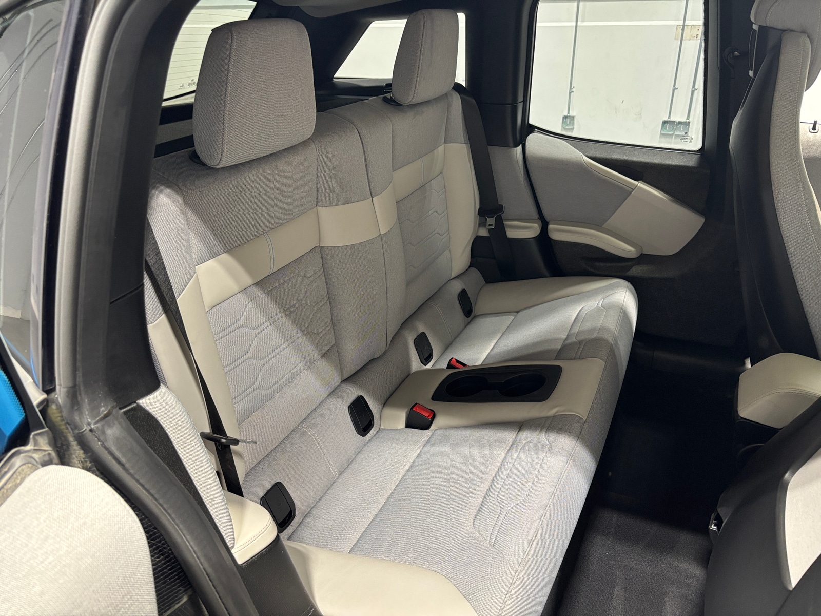 Thumbnail: 2018 BMW i3 - 6