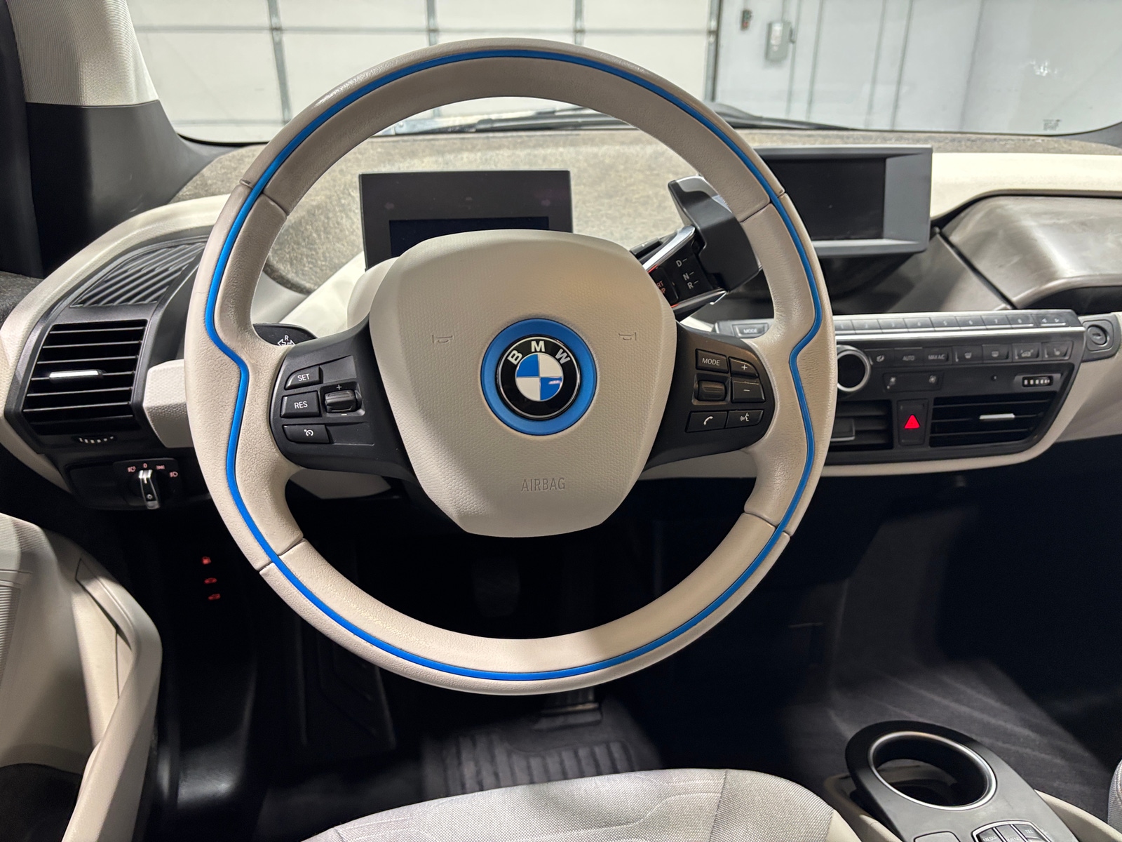 Thumbnail: 2018 BMW i3 - 5