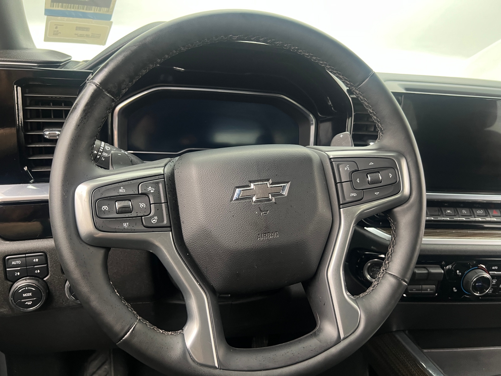 Thumbnail: 2024 Chevrolet Silverado 1500 - 5