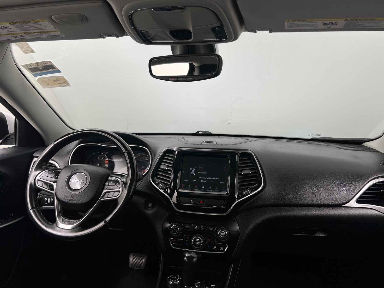 Thumbnail: 2019 Jeep Cherokee - 2