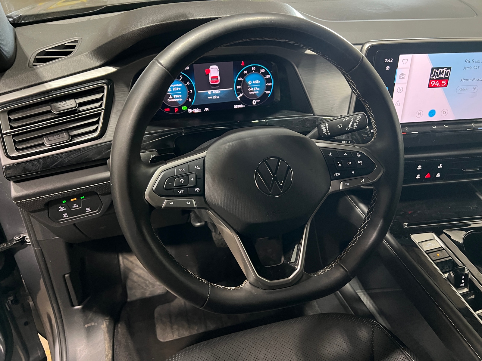 Thumbnail: 2025 Volkswagen Atlas - 4