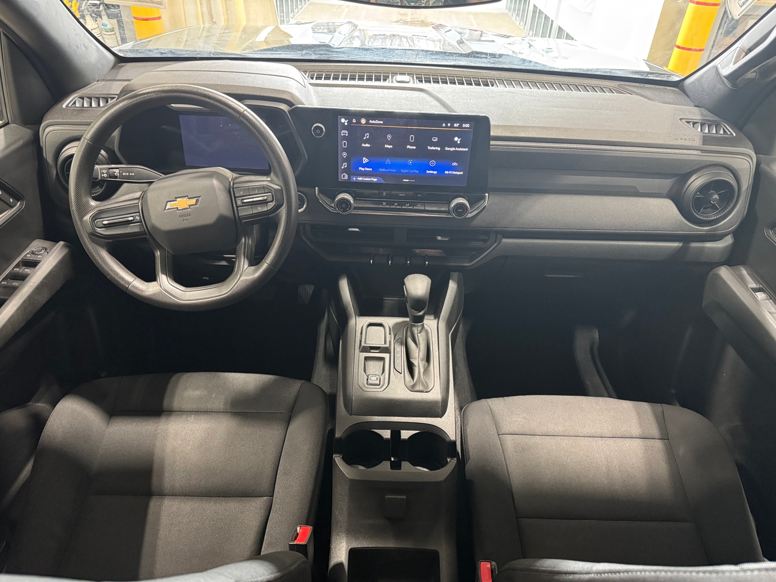 Thumbnail: 2023 Chevrolet Colorado - 3