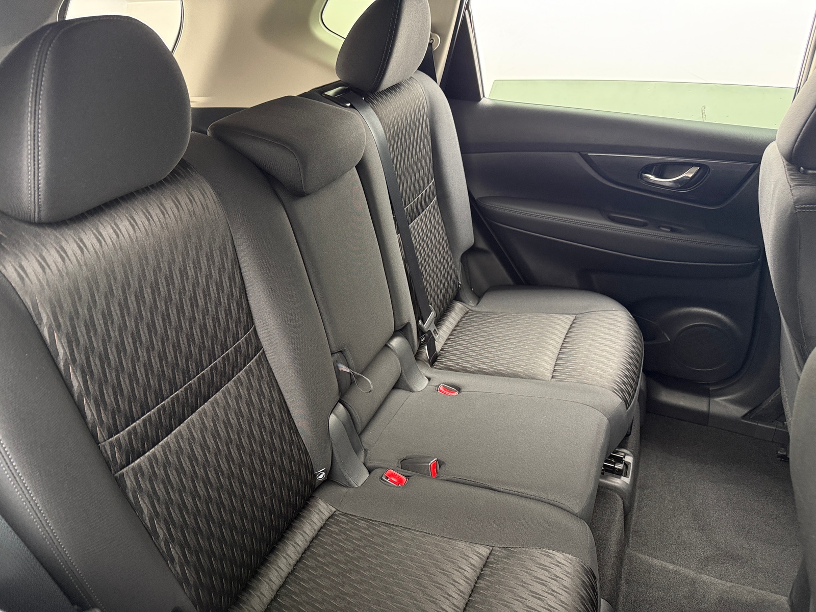 Thumbnail: 2018 Nissan Rogue - 6