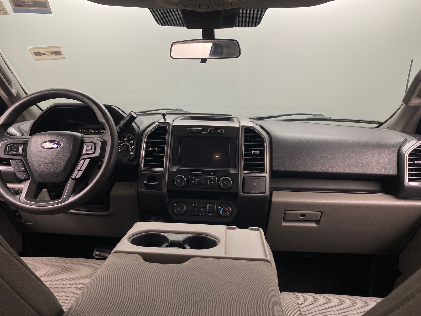 Thumbnail: 2019 Ford Econoline - 3