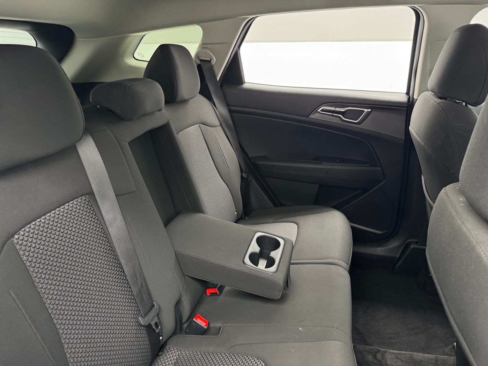 Thumbnail: 2025 Kia Sportage - 6