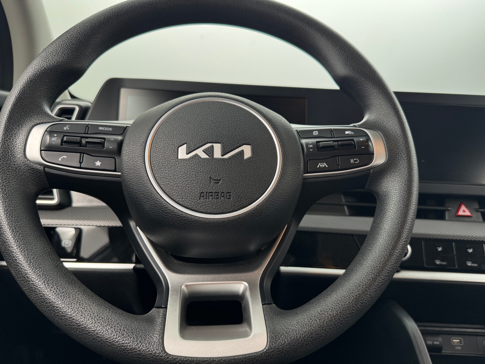 Thumbnail: 2025 Kia Sportage - 5