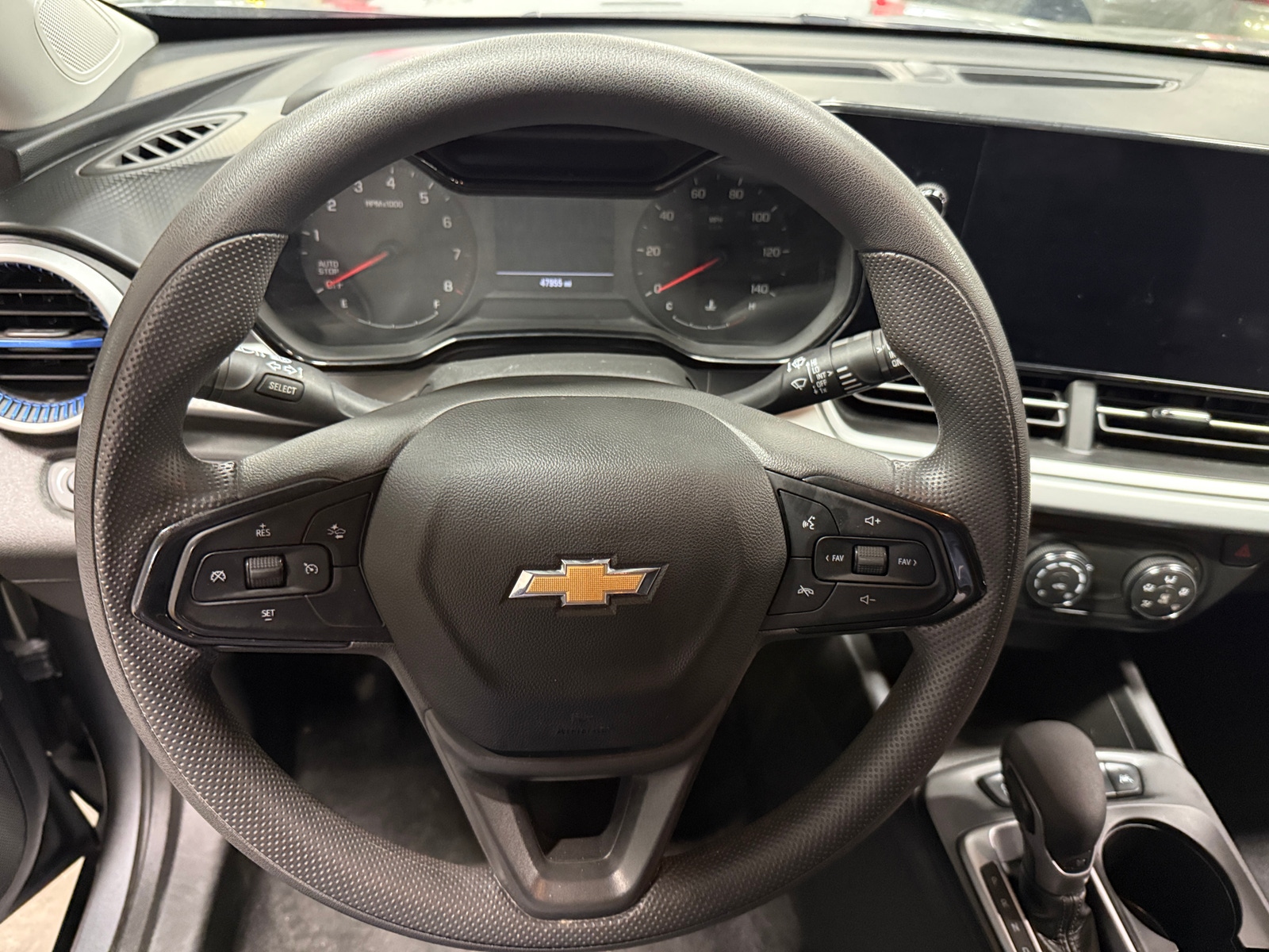 Thumbnail: 2024 Chevrolet Trax - 5