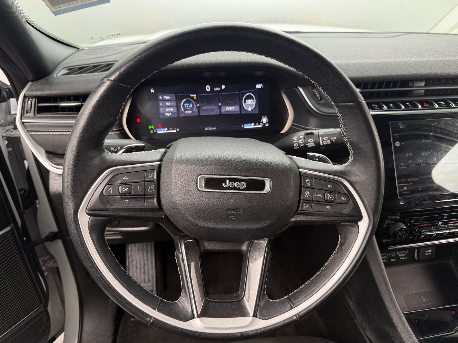 Thumbnail: 2022 Jeep Grand Cherokee L - 4