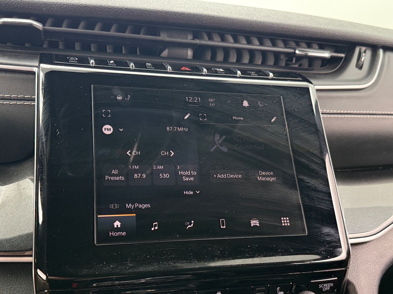 Thumbnail: 2022 Jeep Grand Cherokee L - 3