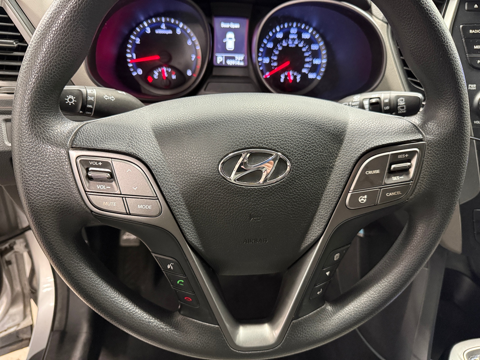 Thumbnail: 2015 Hyundai Santa Fe - 5