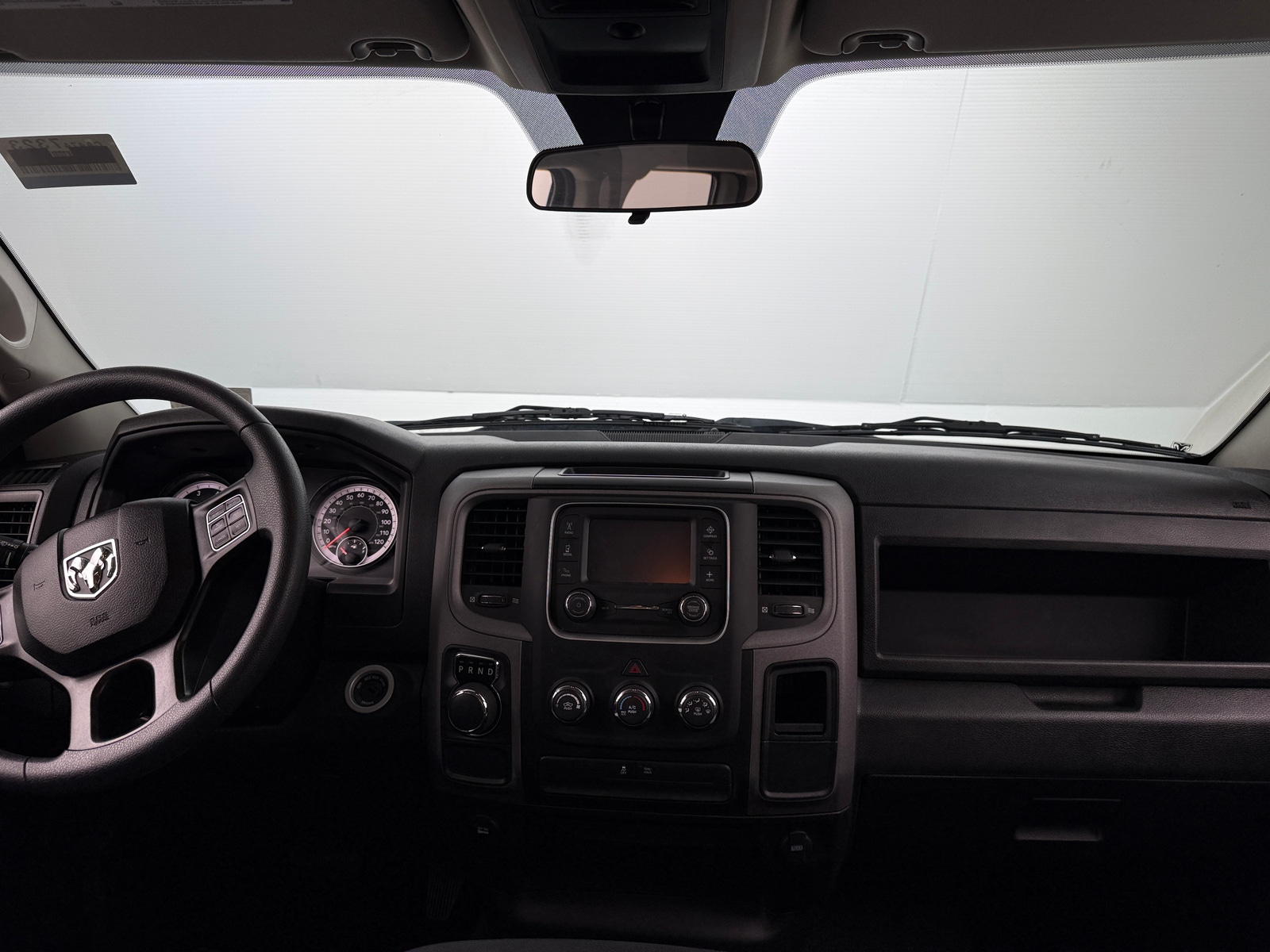 Thumbnail: 2021 RAM 1500 Classic - 3